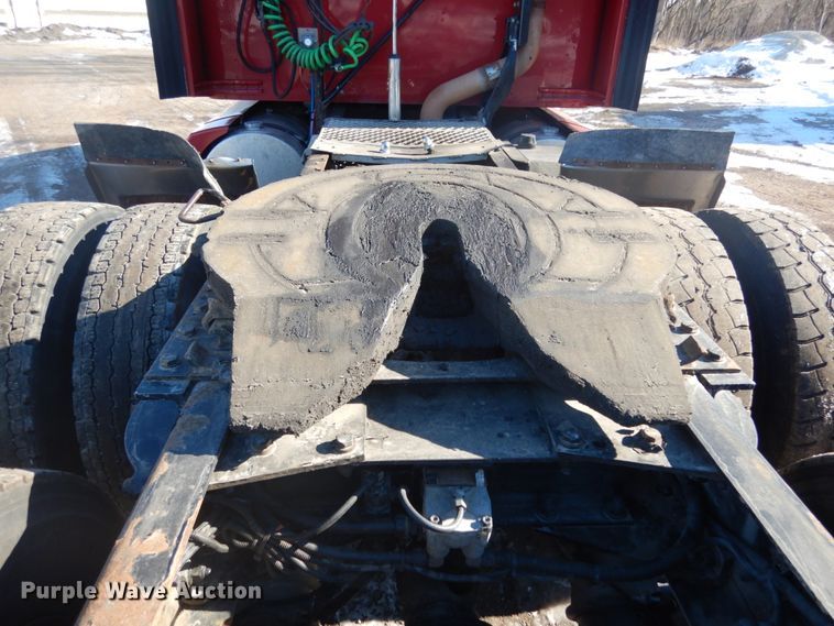 image for item JK9830 2013 Kenworth T660  semi truck