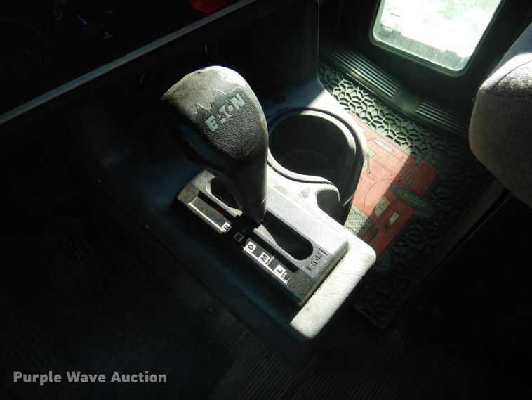 image for item JK9830 2013 Kenworth T660  semi truck