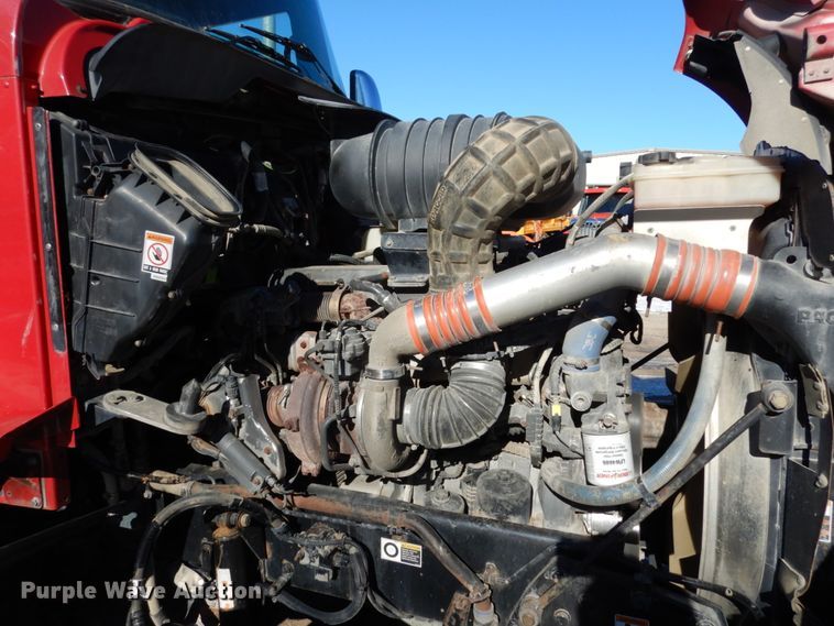 image for item JK9830 2013 Kenworth T660  semi truck