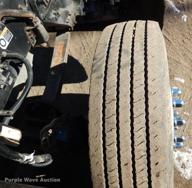 image for item JK9830 2013 Kenworth T660  semi truck