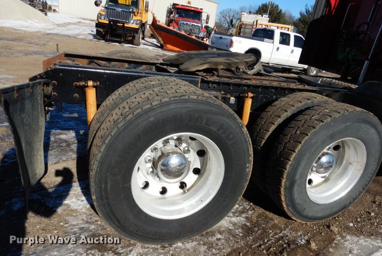 image for item JK9830 2013 Kenworth T660  semi truck