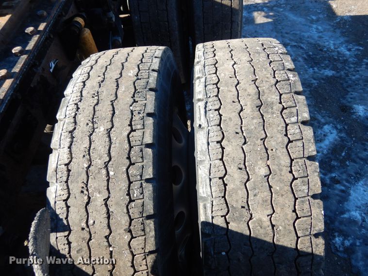 image for item JK9830 2013 Kenworth T660  semi truck