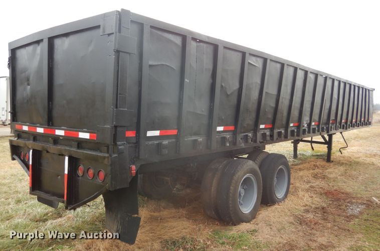 image for item JK9831 1972  scrap trailer