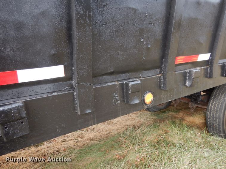 image for item JK9831 1972  scrap trailer