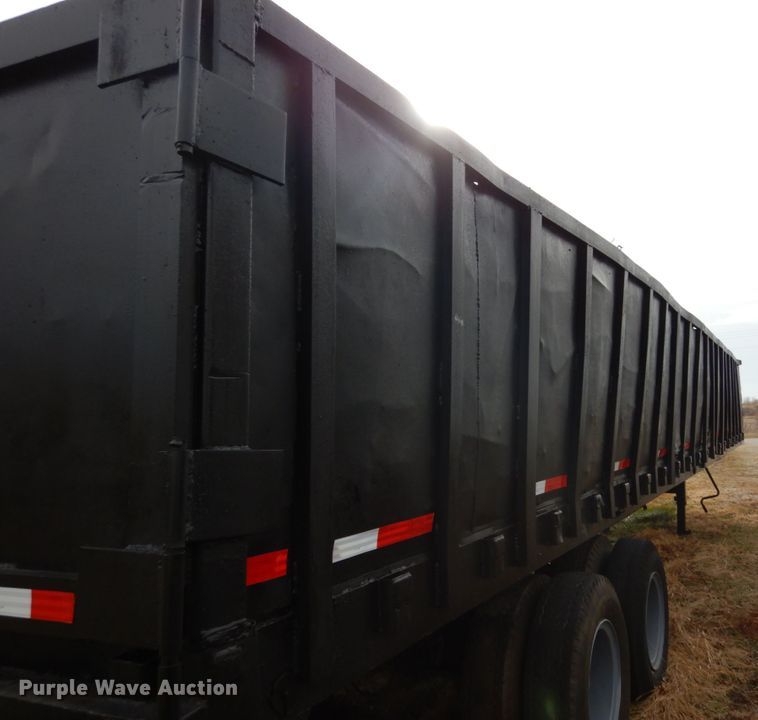 image for item JK9831 1972  scrap trailer