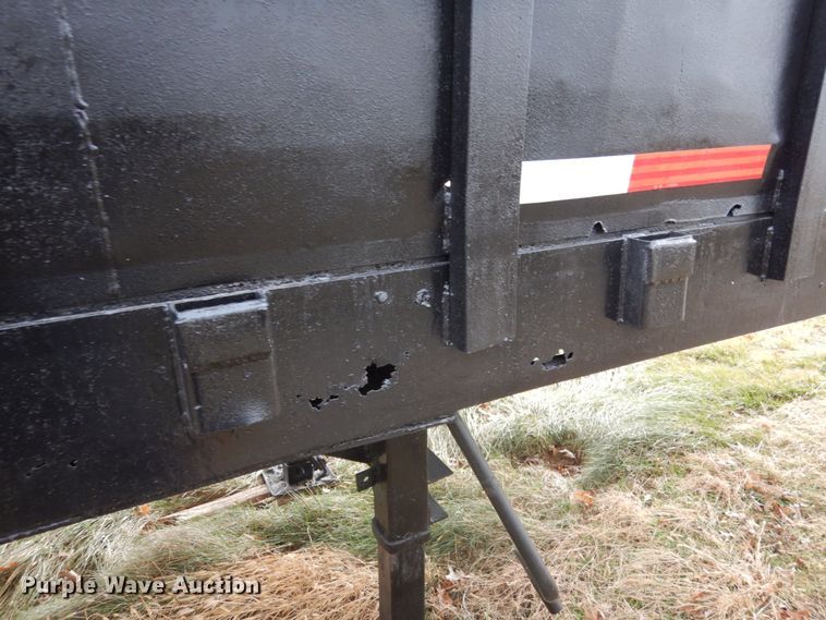 image for item JK9831 1972  scrap trailer