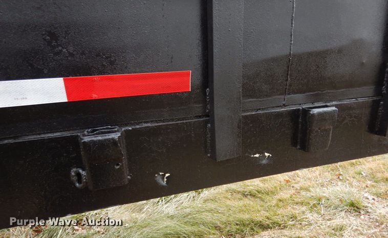 image for item JK9831 1972  scrap trailer