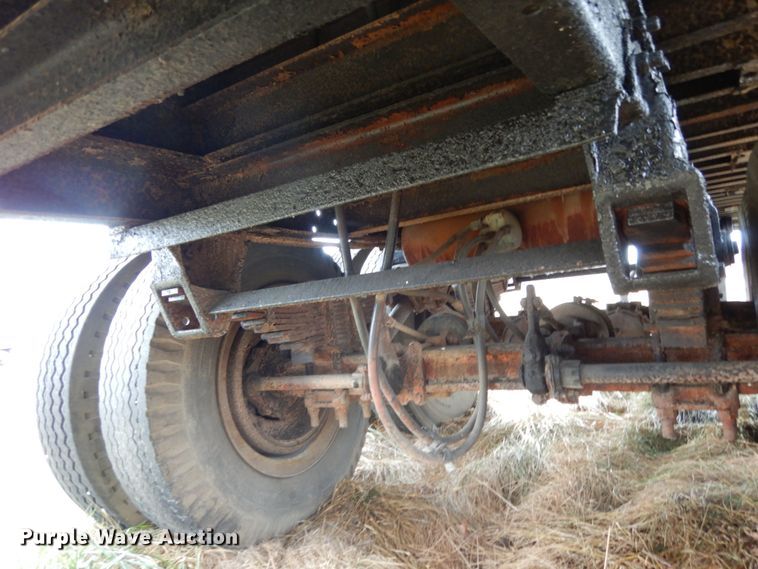 image for item JK9831 1972  scrap trailer