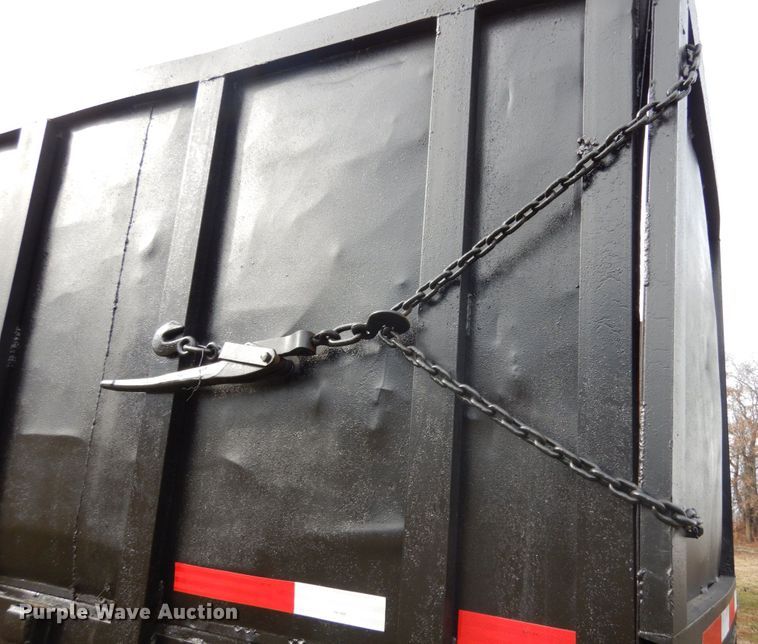 image for item JK9831 1972  scrap trailer