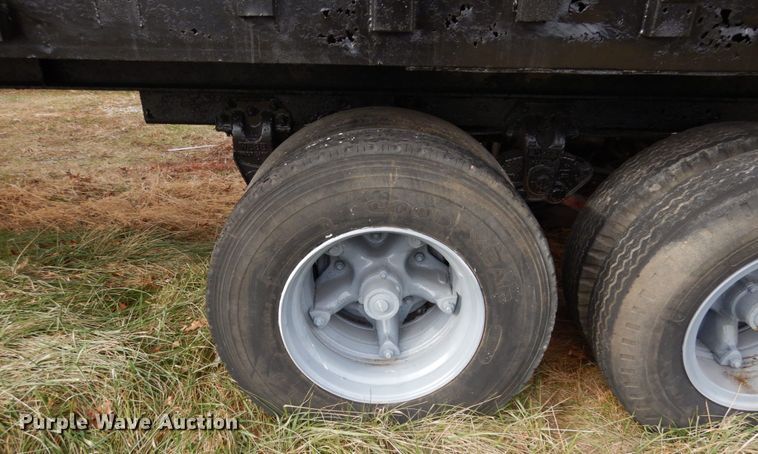 image for item JK9831 1972  scrap trailer