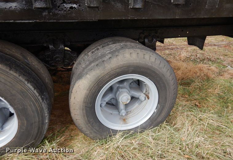 image for item JK9831 1972  scrap trailer