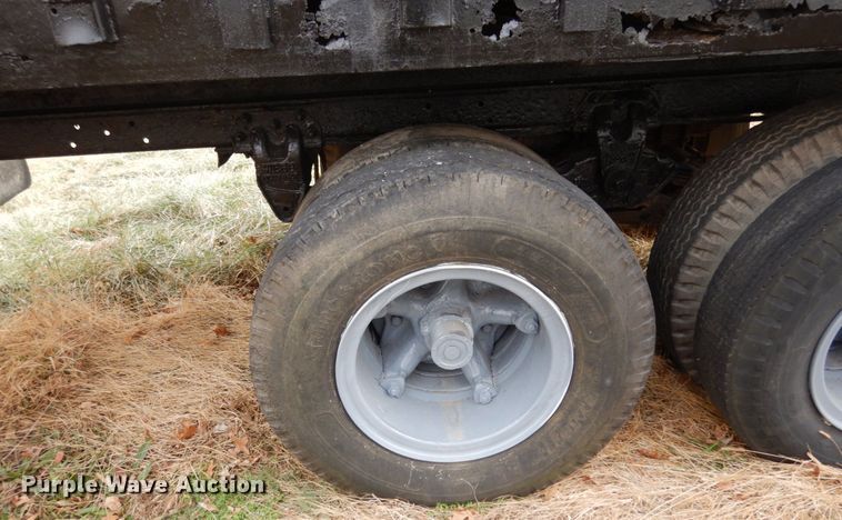 image for item JK9831 1972  scrap trailer