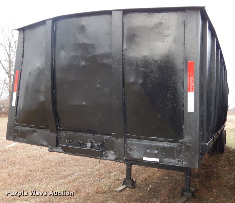 image for item JK9832 1972 Transcraft  scrap trailer