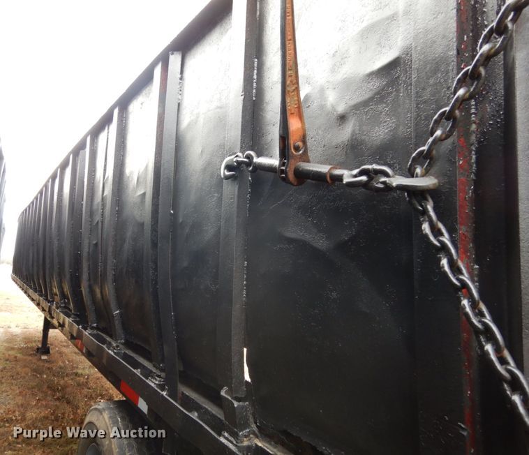 image for item JK9832 1972 Transcraft  scrap trailer