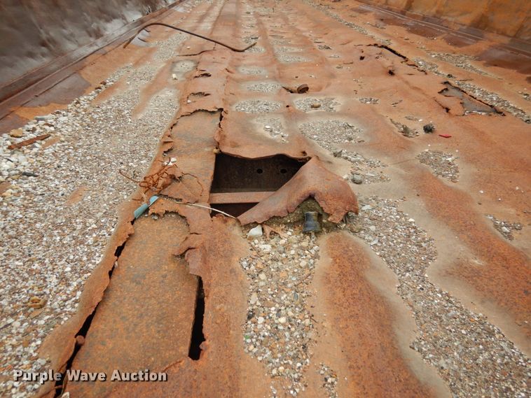 image for item JK9832 1972 Transcraft  scrap trailer