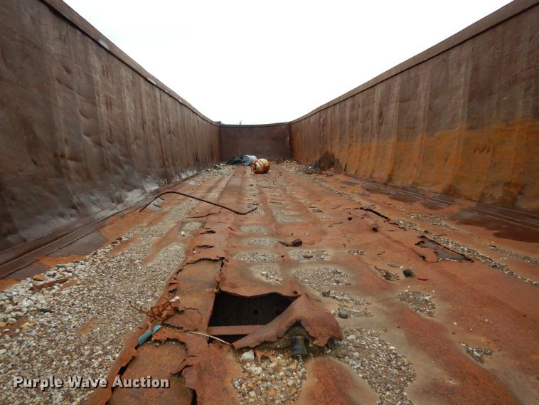 image for item JK9832 1972 Transcraft  scrap trailer