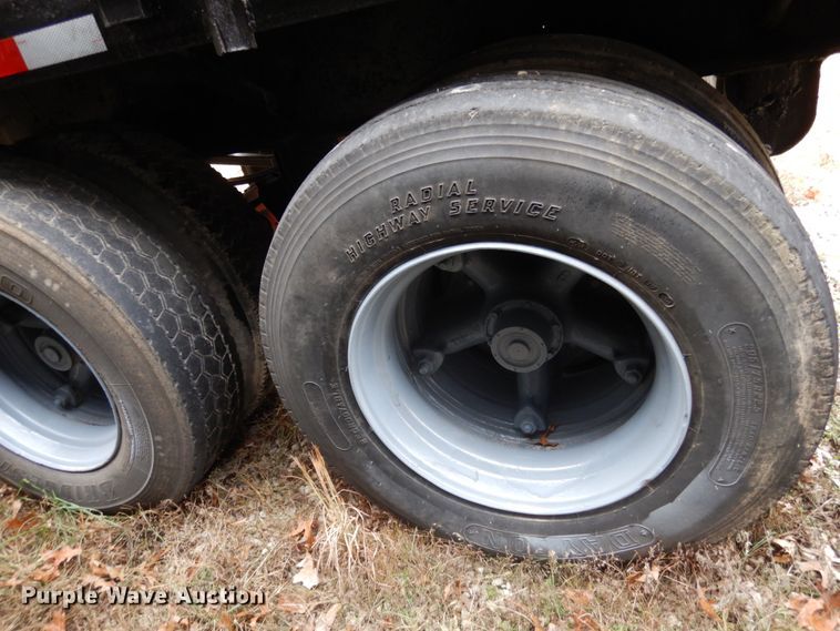 image for item JK9832 1972 Transcraft  scrap trailer