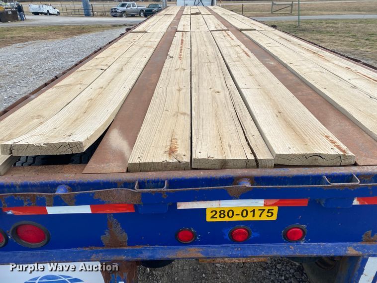 image for item JN9155 1996 Lufkin  flatbed trailer