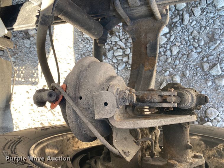 image for item JN9167 2012 International 8600  semi truck