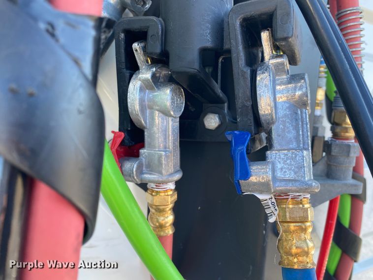 image for item JN9167 2012 International 8600  semi truck