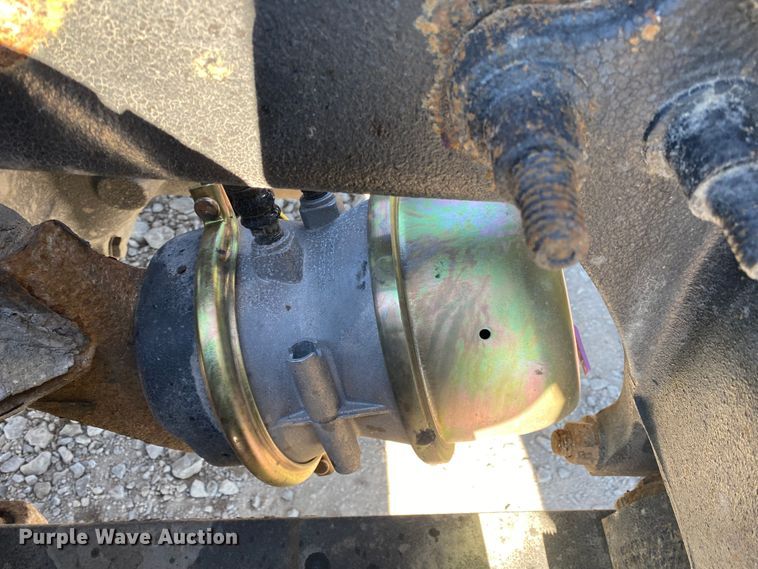 image for item JN9167 2012 International 8600  semi truck