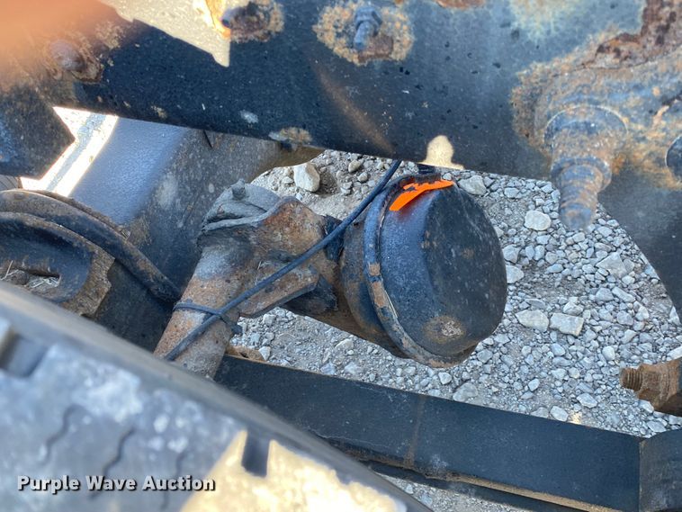 image for item JN9167 2012 International 8600  semi truck