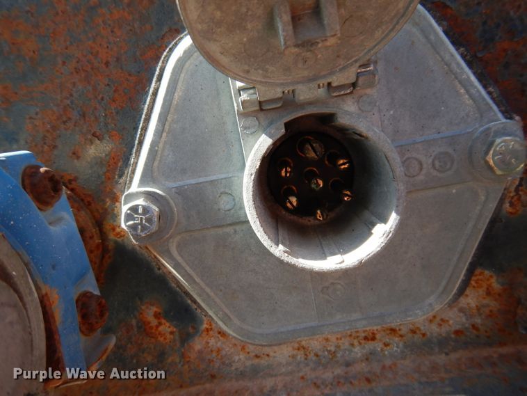 image for item KA9372 1999 Trailmobile Reintour  flatbed trailer