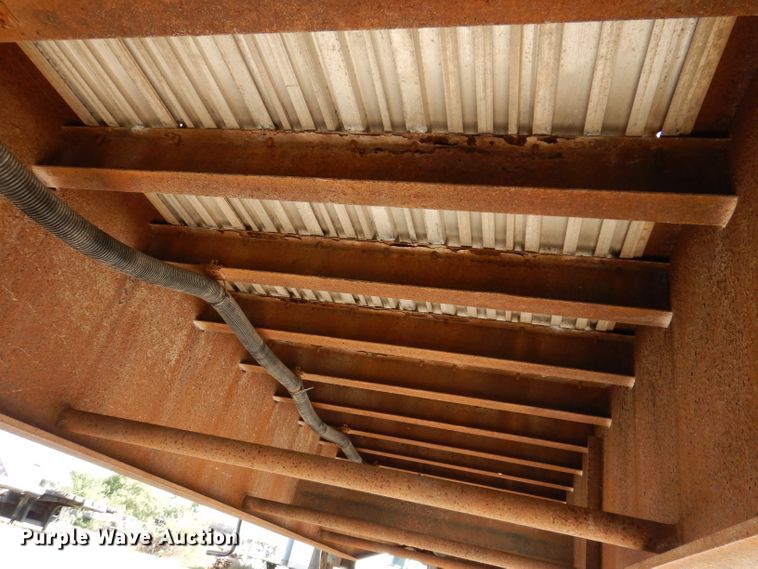 image for item KA9372 1999 Trailmobile Reintour  flatbed trailer