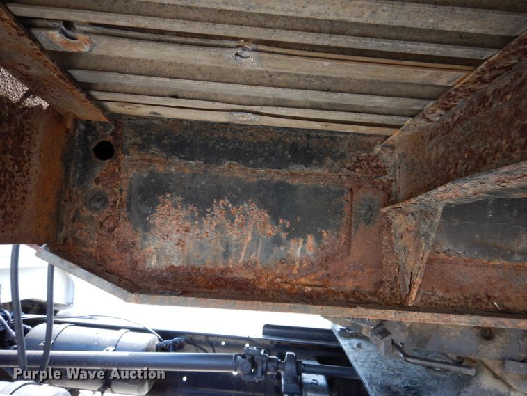 image for item KA9372 1999 Trailmobile Reintour  flatbed trailer