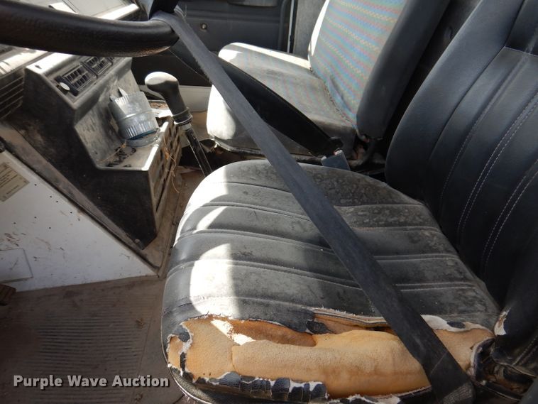 image for item KA9373 1998 Mack CS300P  truck cab and chassis