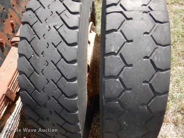 image for item KA9373 1998 Mack CS300P  truck cab and chassis