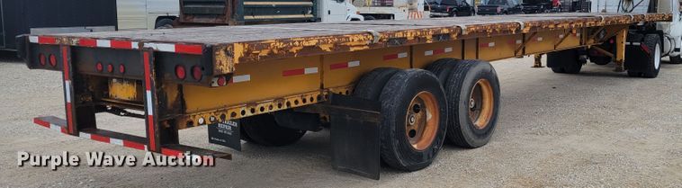 image for item KH9859 1999 Great Dane GPEA-245-75  extendable flatbed trailer