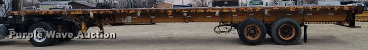 image for item KH9859 1999 Great Dane GPEA-245-75  extendable flatbed trailer