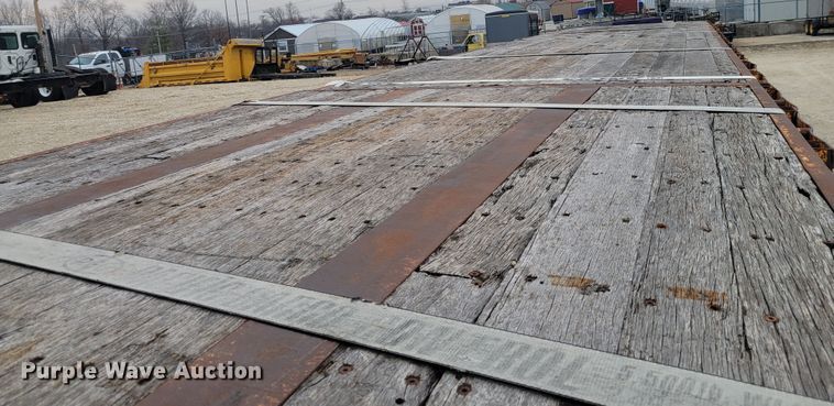 image for item KH9859 1999 Great Dane GPEA-245-75  extendable flatbed trailer