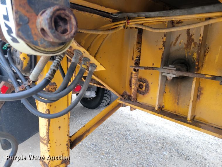 image for item KH9859 1999 Great Dane GPEA-245-75  extendable flatbed trailer