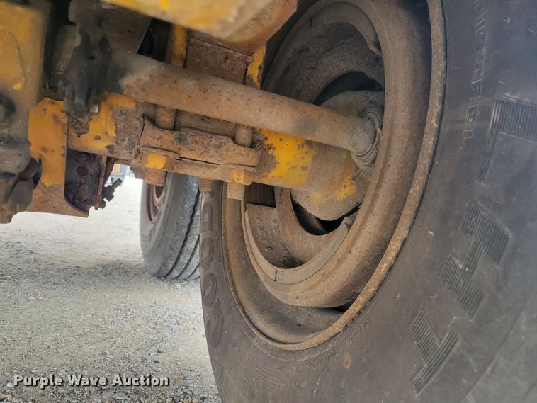 image for item KH9859 1999 Great Dane GPEA-245-75  extendable flatbed trailer