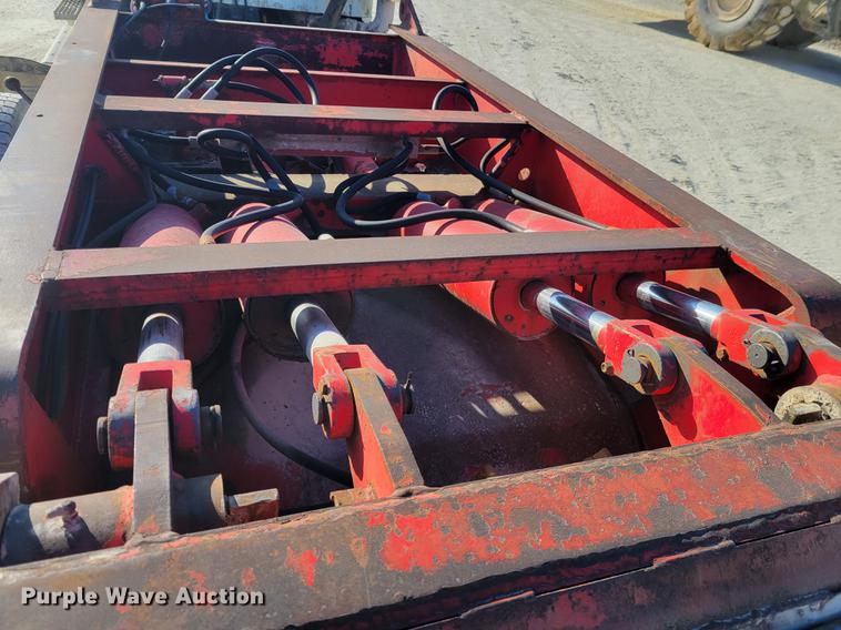 image for item KH9906 1989 Talbert T3D-40-HRG-1-T1  lowboy equipment trailer