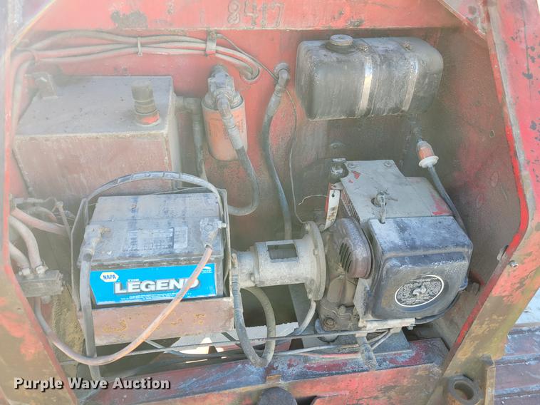 image for item KH9906 1989 Talbert T3D-40-HRG-1-T1  lowboy equipment trailer