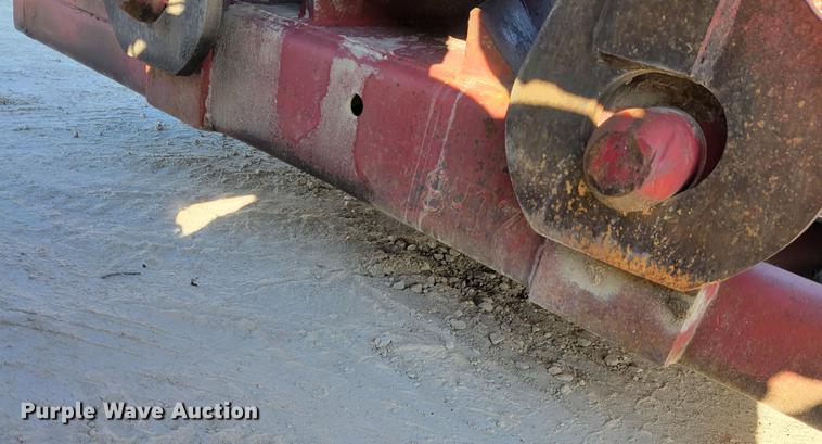 image for item KH9906 1989 Talbert T3D-40-HRG-1-T1  lowboy equipment trailer