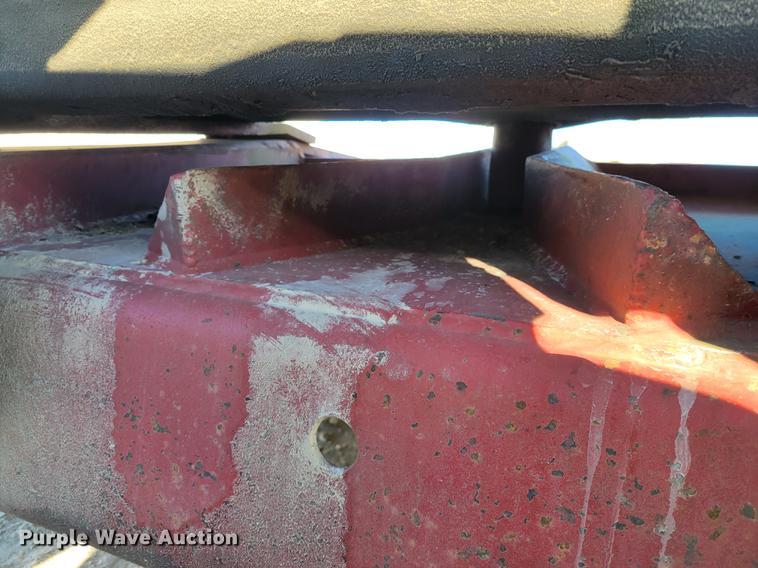 image for item KH9906 1989 Talbert T3D-40-HRG-1-T1  lowboy equipment trailer