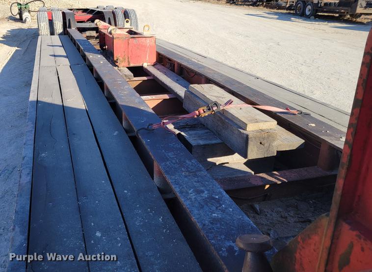 image for item KH9906 1989 Talbert T3D-40-HRG-1-T1  lowboy equipment trailer