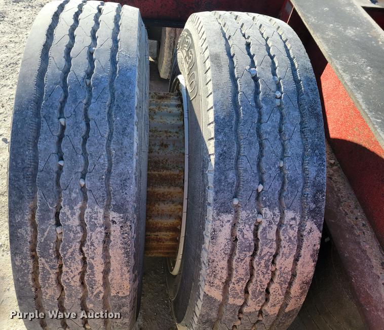 image for item KH9906 1989 Talbert T3D-40-HRG-1-T1  lowboy equipment trailer