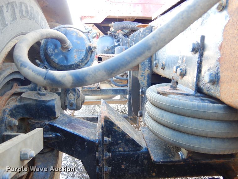 image for item KS9303 2000 Peterbilt 377  semi truck