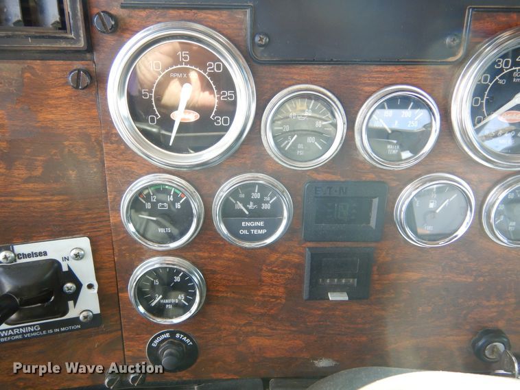 image for item KS9303 2000 Peterbilt 377  semi truck