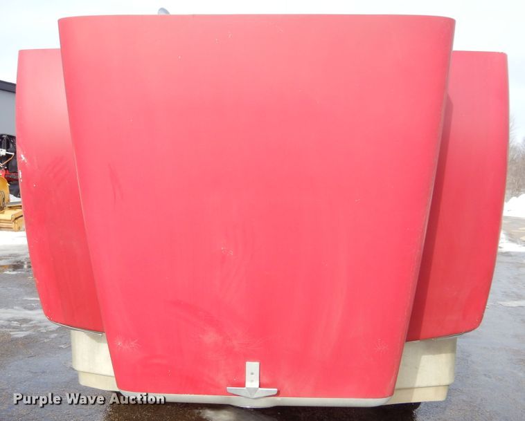 image for item KS9303 2000 Peterbilt 377  semi truck