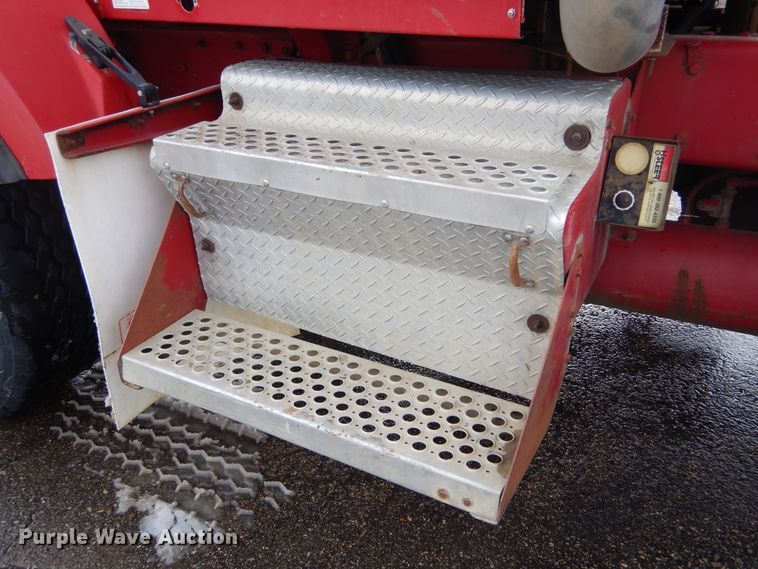 image for item KS9304 1999 Kenworth T800  semi truck