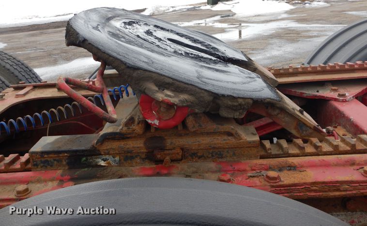 image for item KS9304 1999 Kenworth T800  semi truck