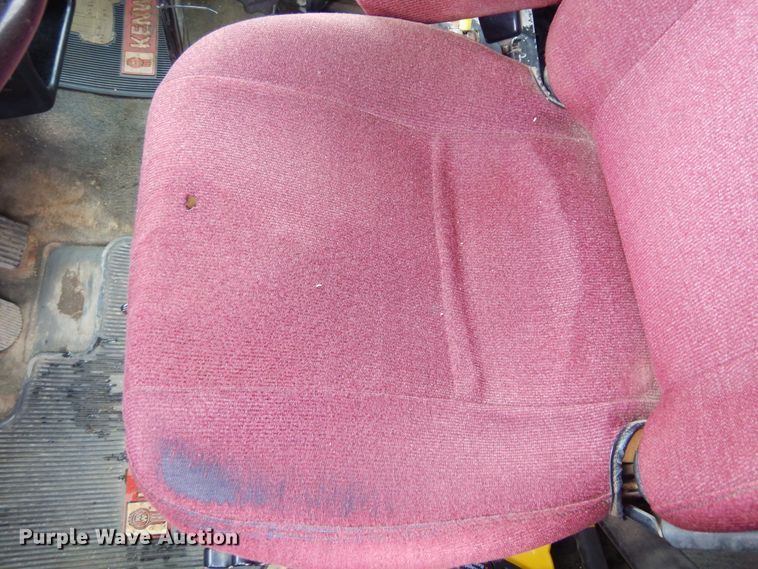 image for item KS9304 1999 Kenworth T800  semi truck