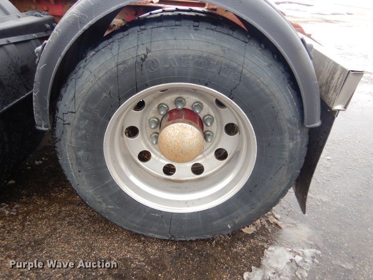 image for item KS9304 1999 Kenworth T800  semi truck