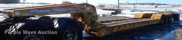image for item KS9306 2006 Towmaster Titanium T-110DTG  lowboy equipment trailer